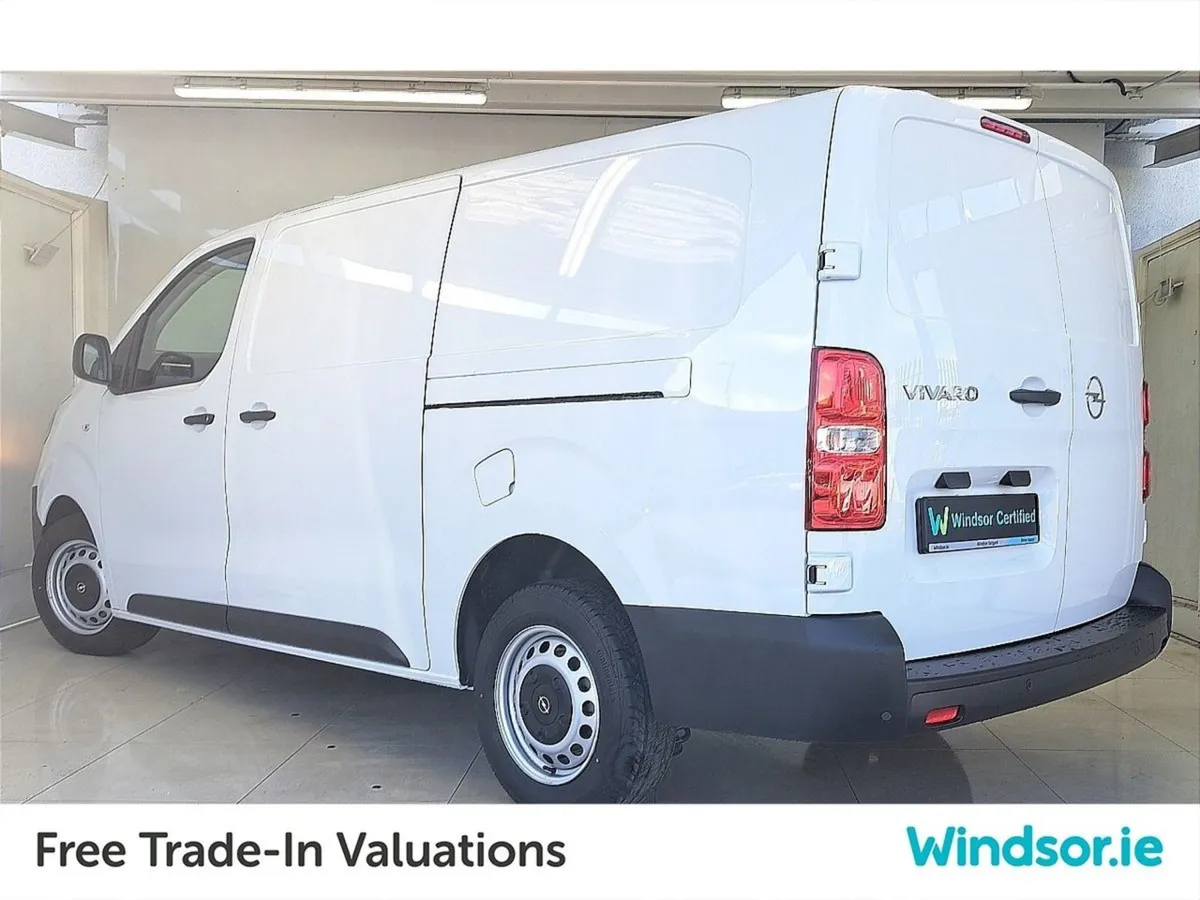 Opel Vivaro Commercial Van - Image 2