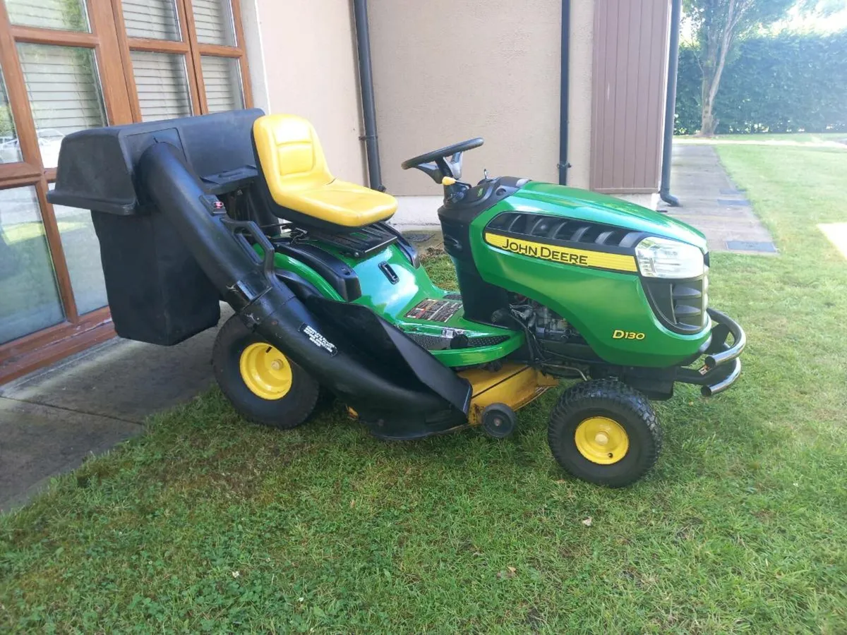 Ride on lawnmower 22hp - Image 1