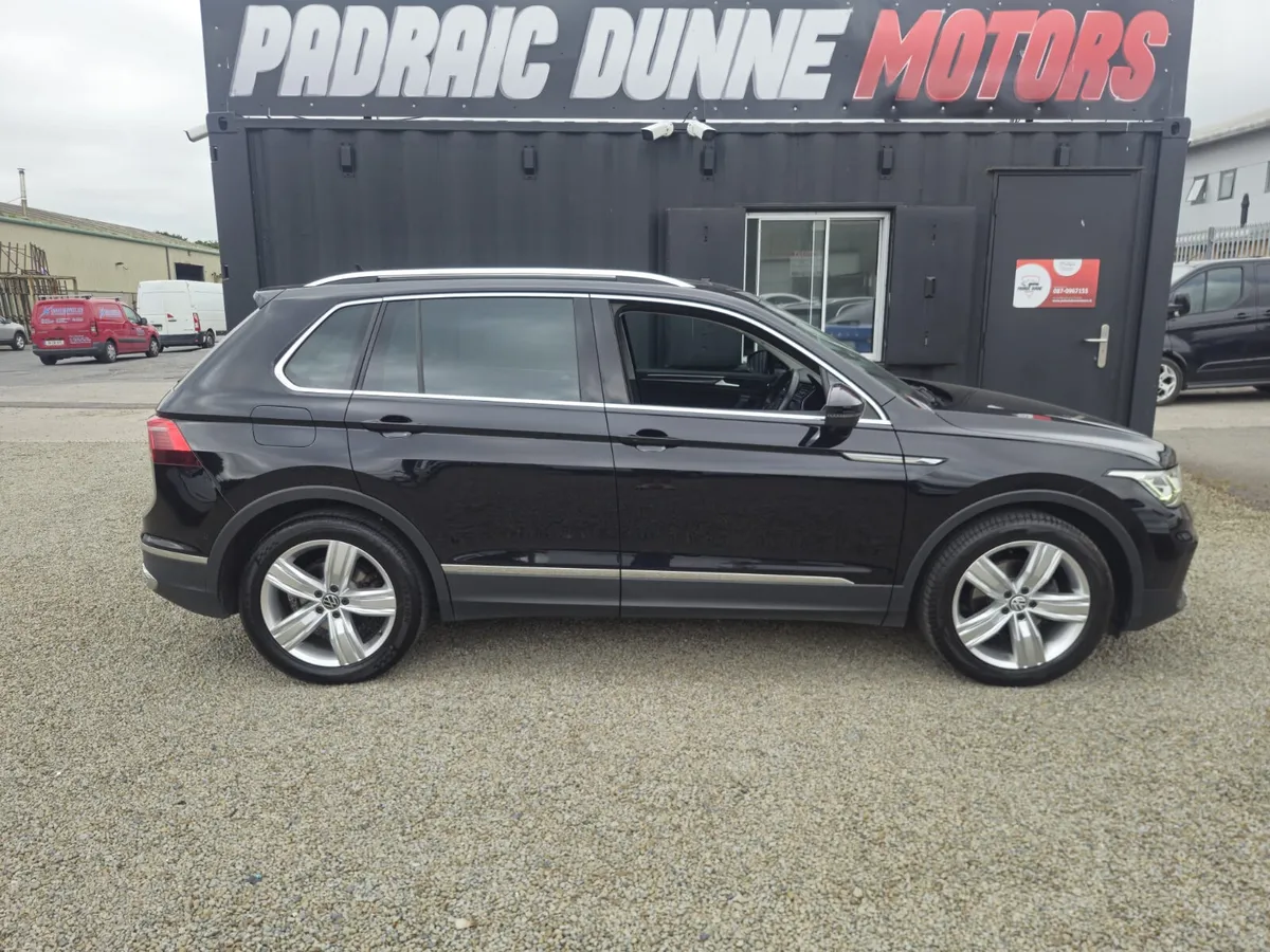 221 Volkswagen Tiguan Elegance - Image 3