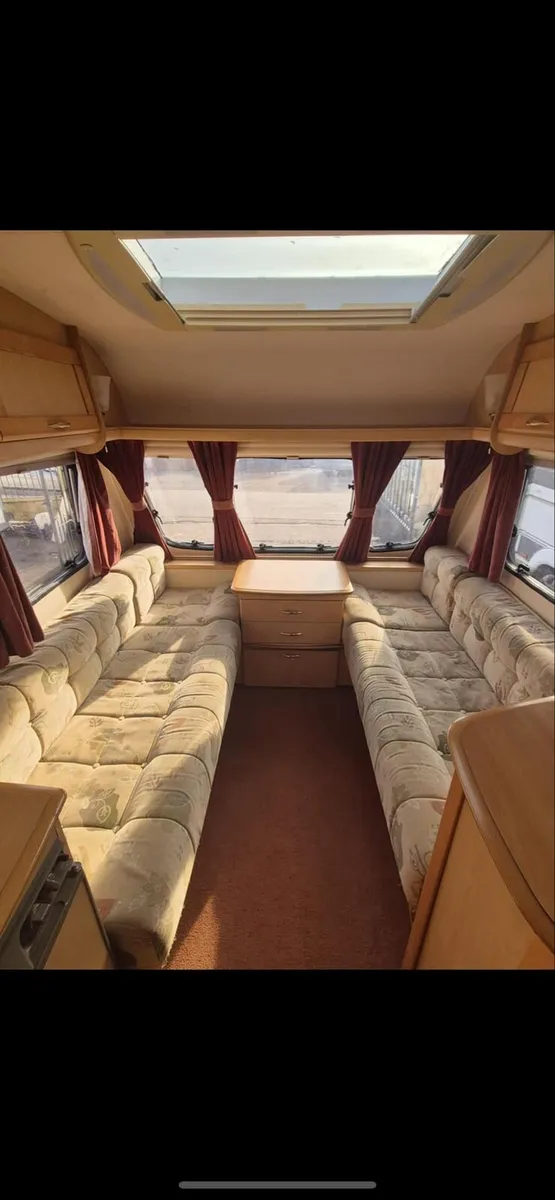 Caravan - Image 2