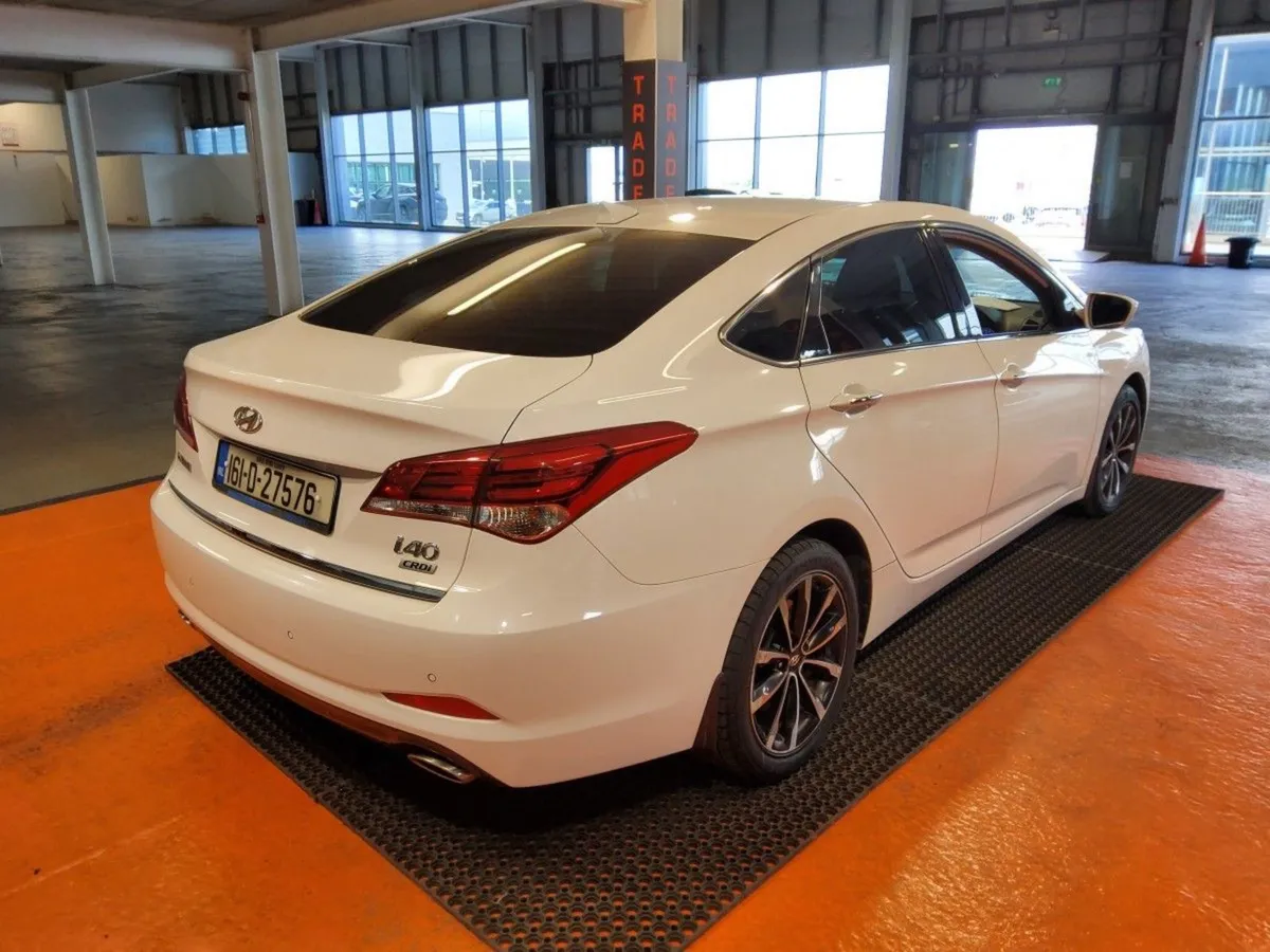 Hyundai i40 Executive 2017 1.7 Diesel - Image 3