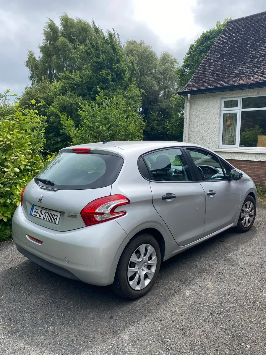 2015 PEUGEOT 208 TAXED AND NCT - Image 4