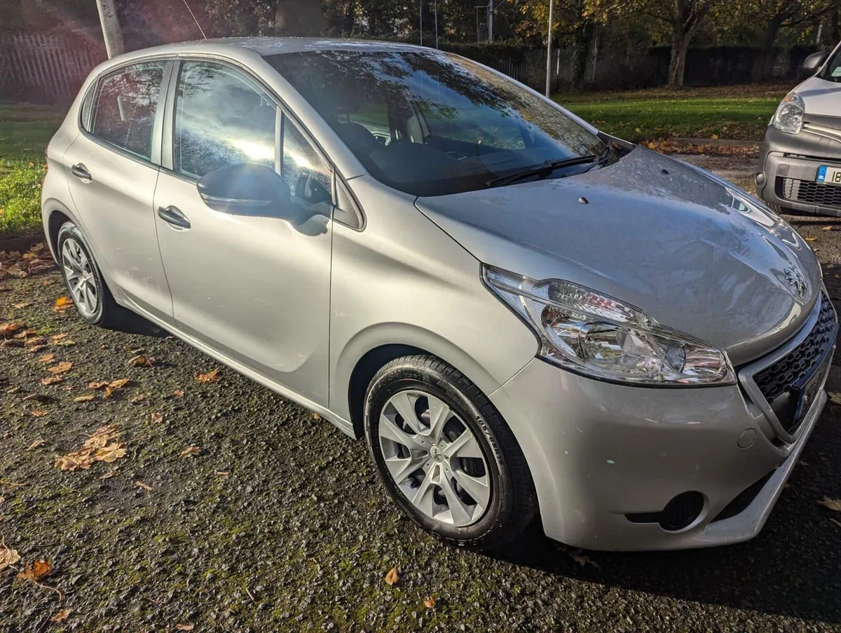 2015 PEUGEOT 208 TAXED AND NCT - Image 1