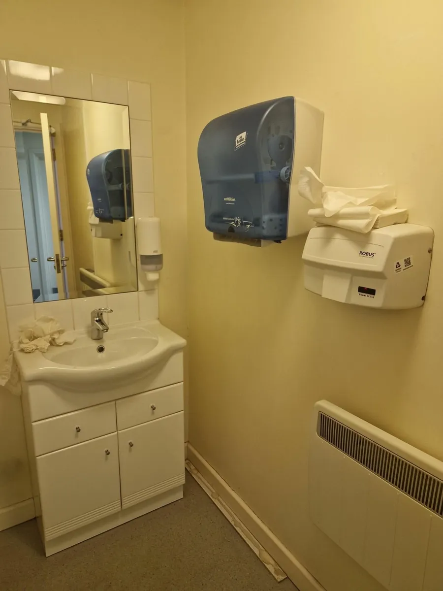 Toilet Cubicle's with Sanitaryware and Vanity - Image 2