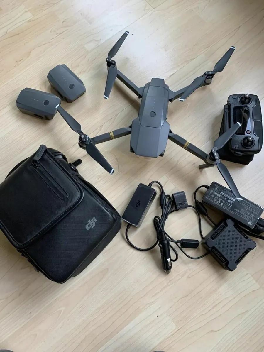 DJI Mavic Pro - Fly More Combo - Image 1