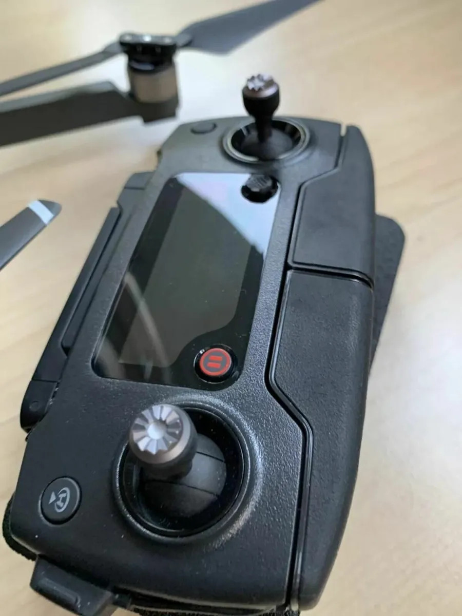 DJI Mavic Pro - Fly More Combo - Image 3