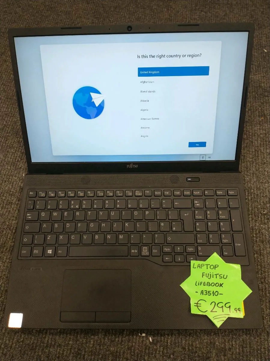 Laptop - Image 2