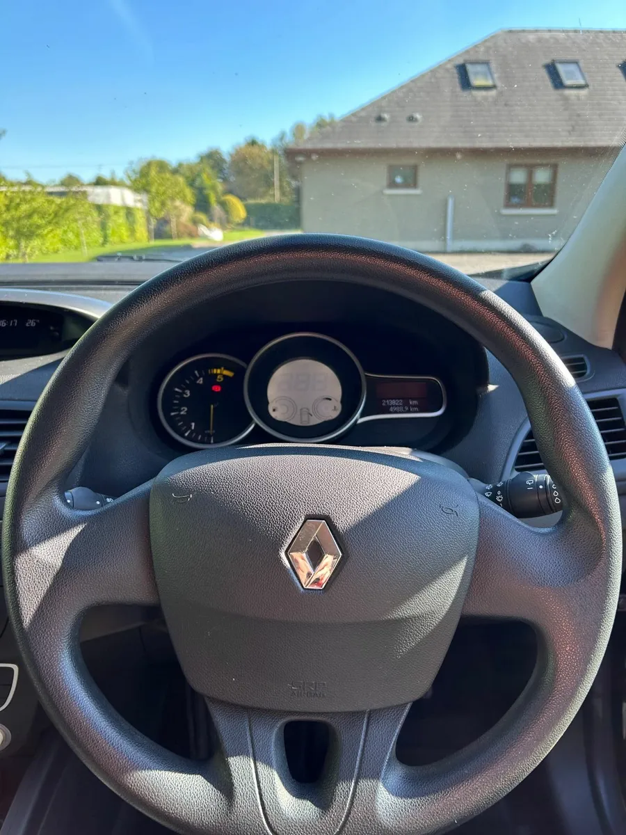 Renault Megane (Failed NCT) - Image 2