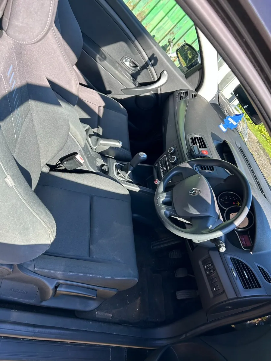 Renault Megane (Failed NCT) - Image 3
