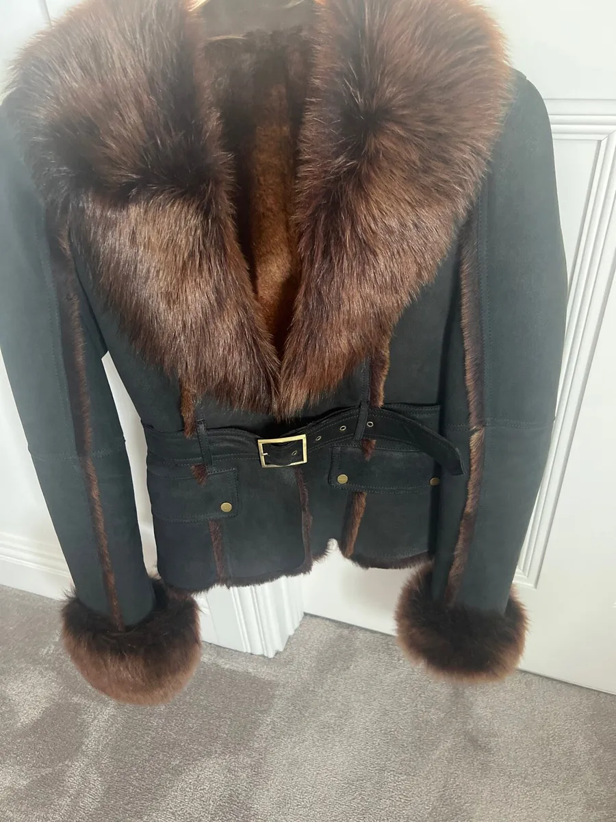 Karen Millen real sheepskin jacket fur lined. As n - Image 3