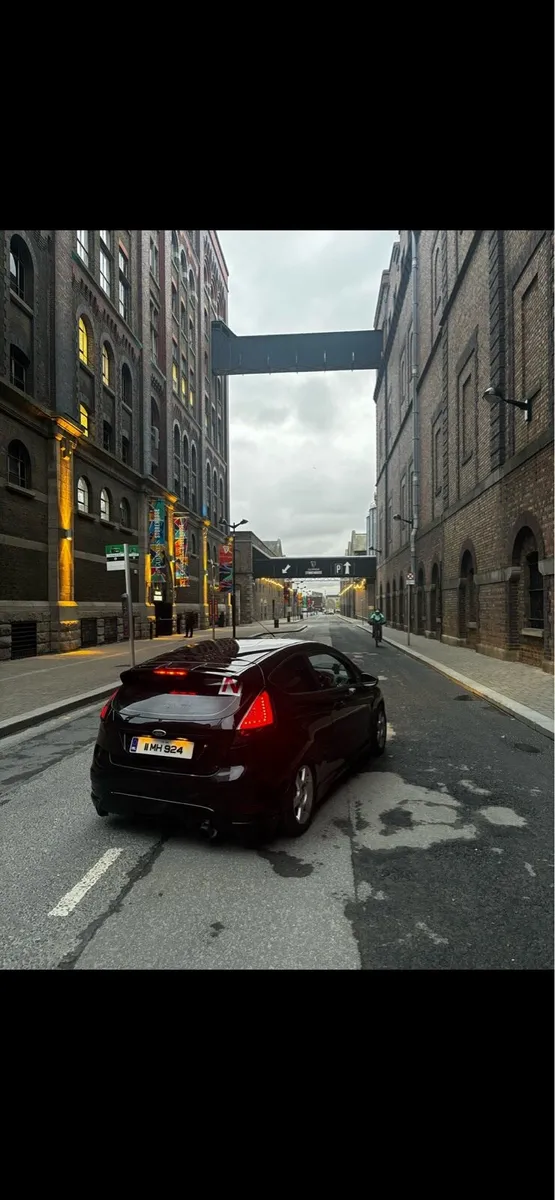 Ford Fiesta - Image 1