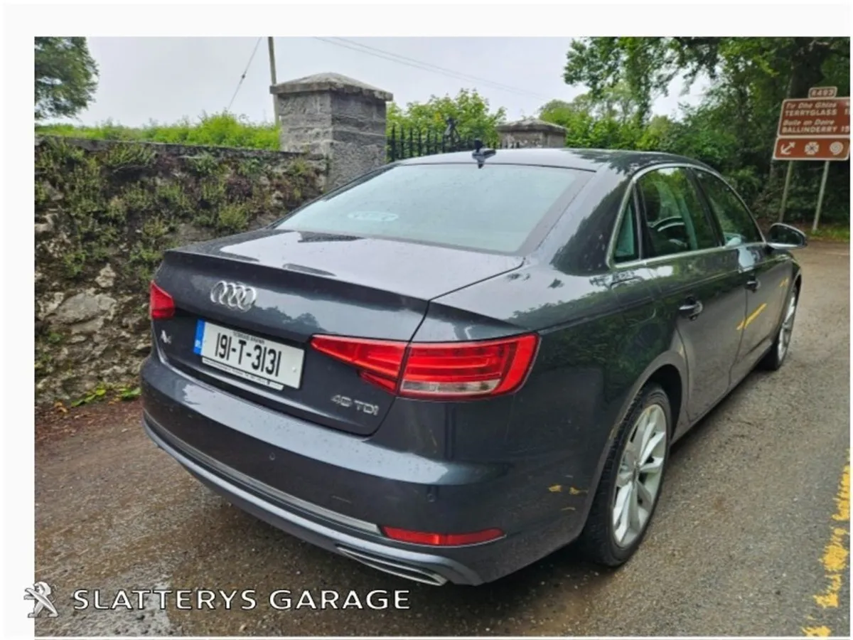 Audi A4 40 TDI 190 BHP Sport - Image 4