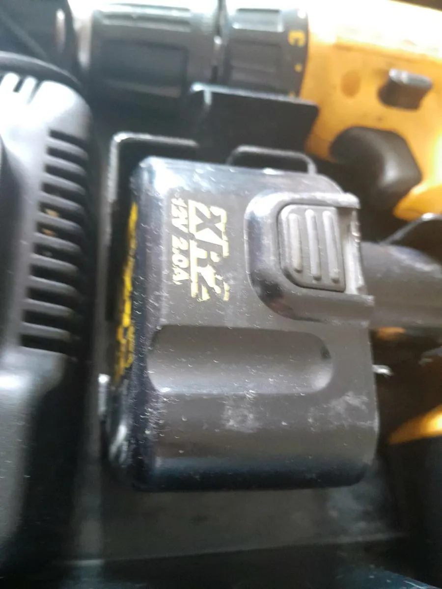 Dewalt drill - Image 4