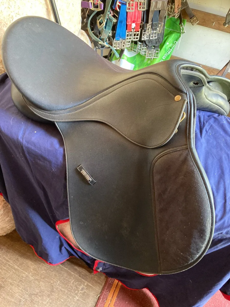 Wintec saddles only two left - Image 4