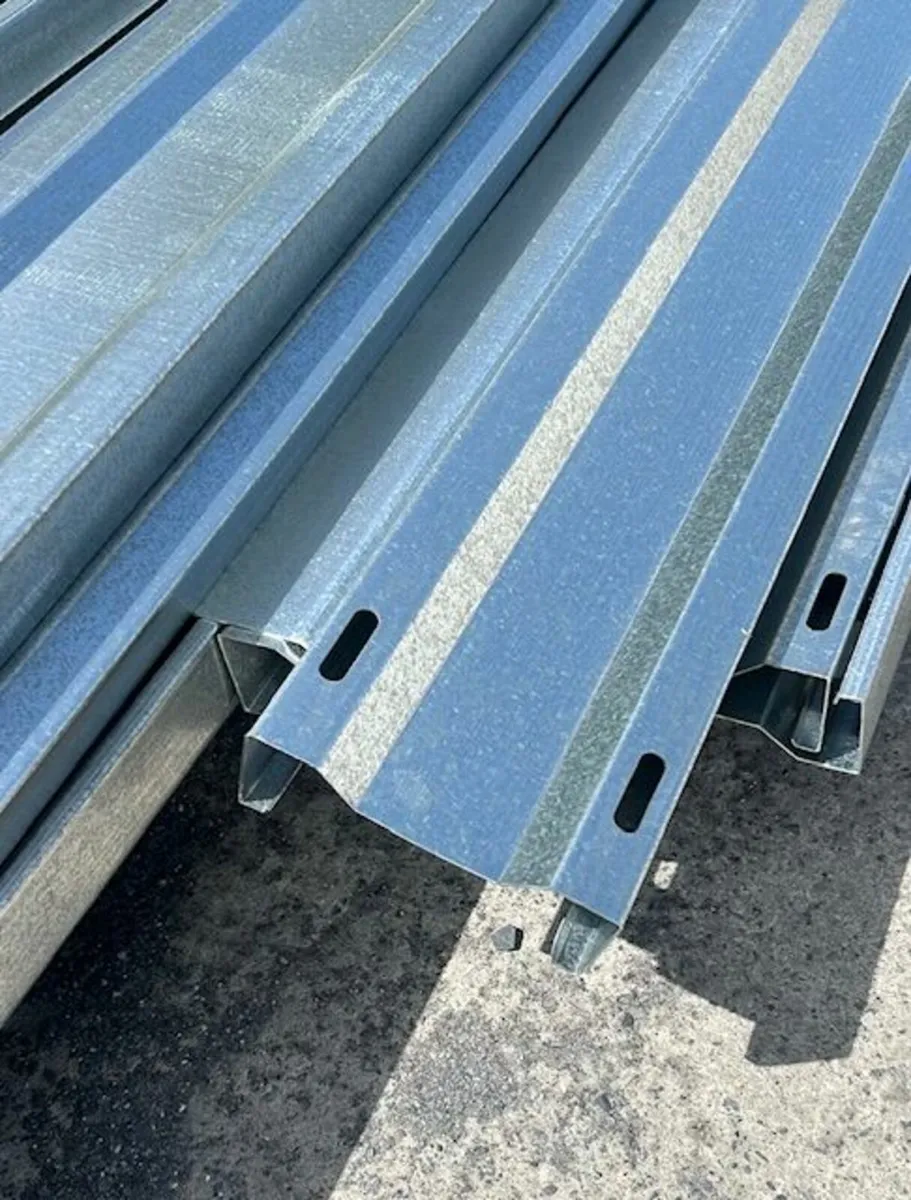Multibeam C Purlin Roof Beam 210x65mm - Image 1