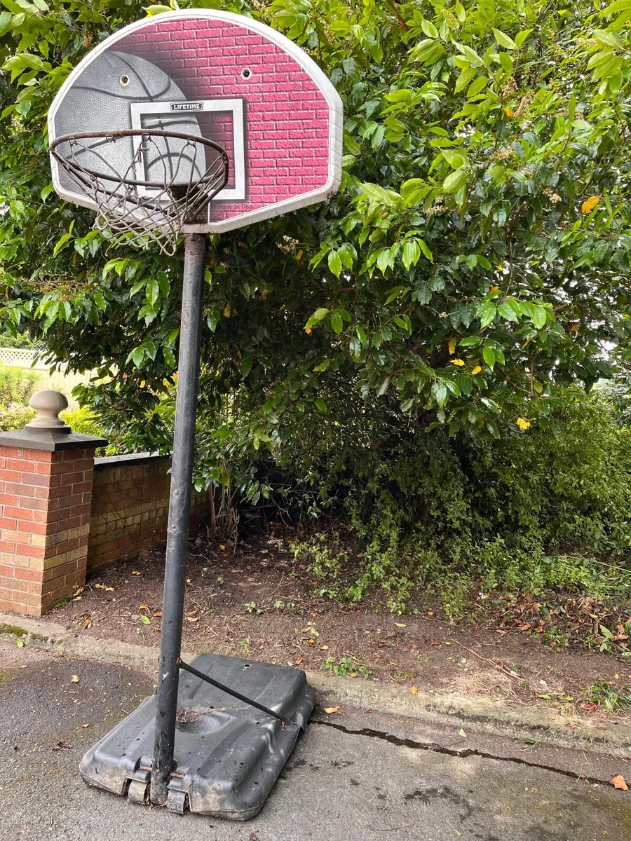Basketball Hoop - Image 2