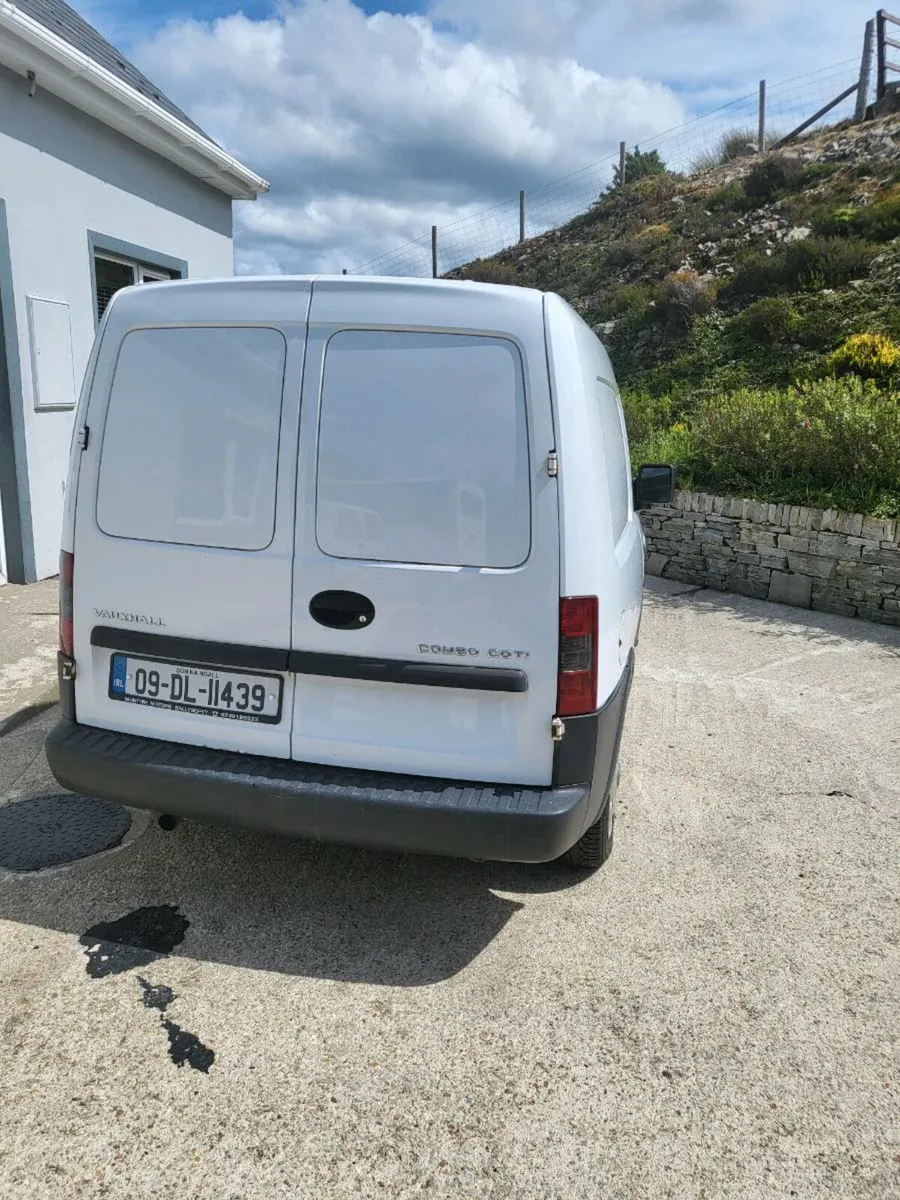 Vauxhall Combo - Image 3
