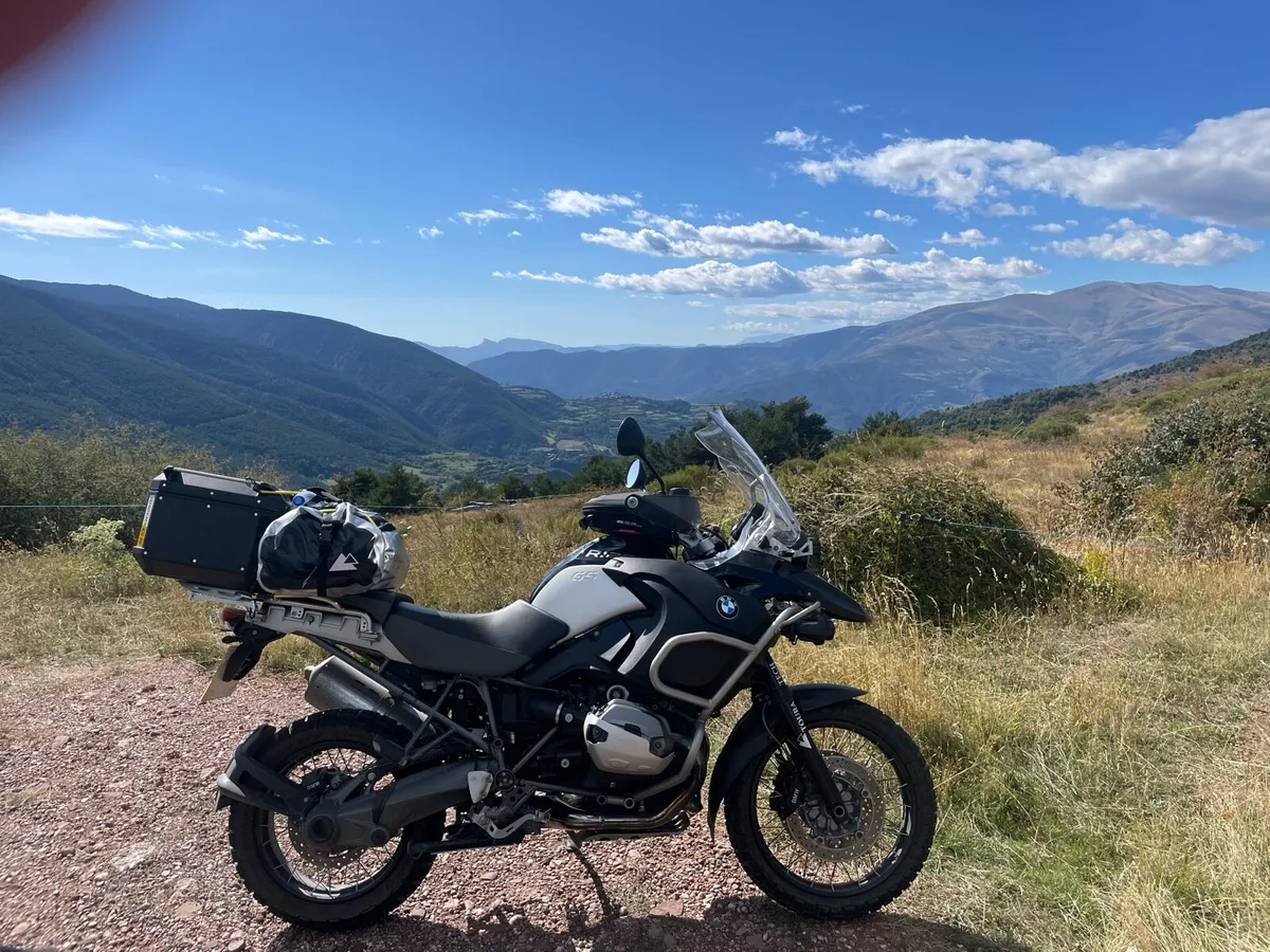 BMW R1200 GS Adventure triple black(swap) - Image 1