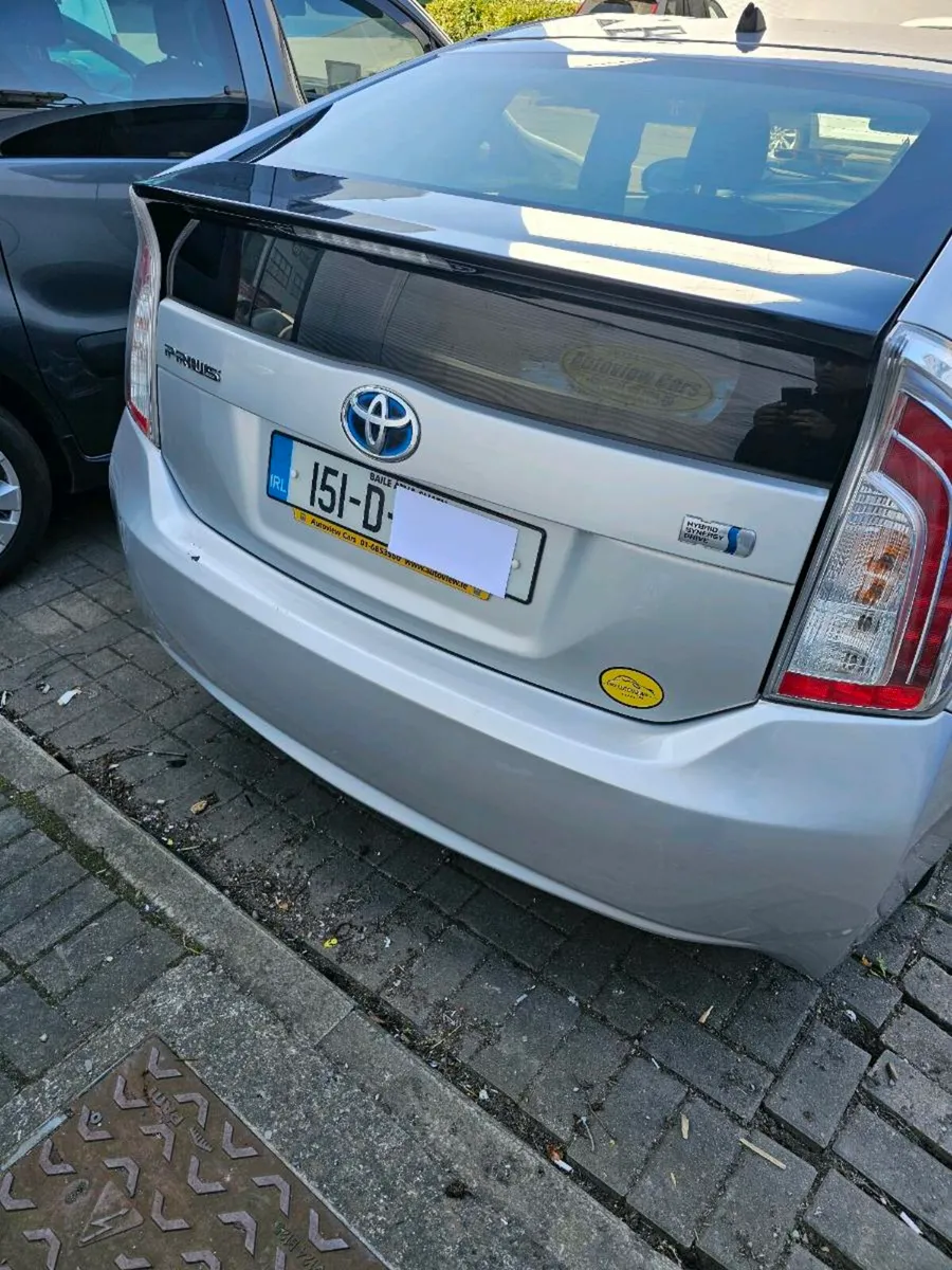 Toyota prius - Image 2