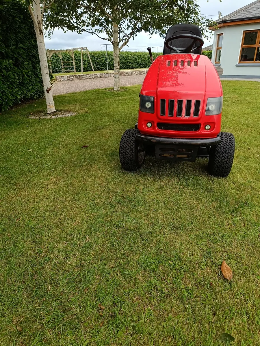 Ride on lawnmower - Image 4