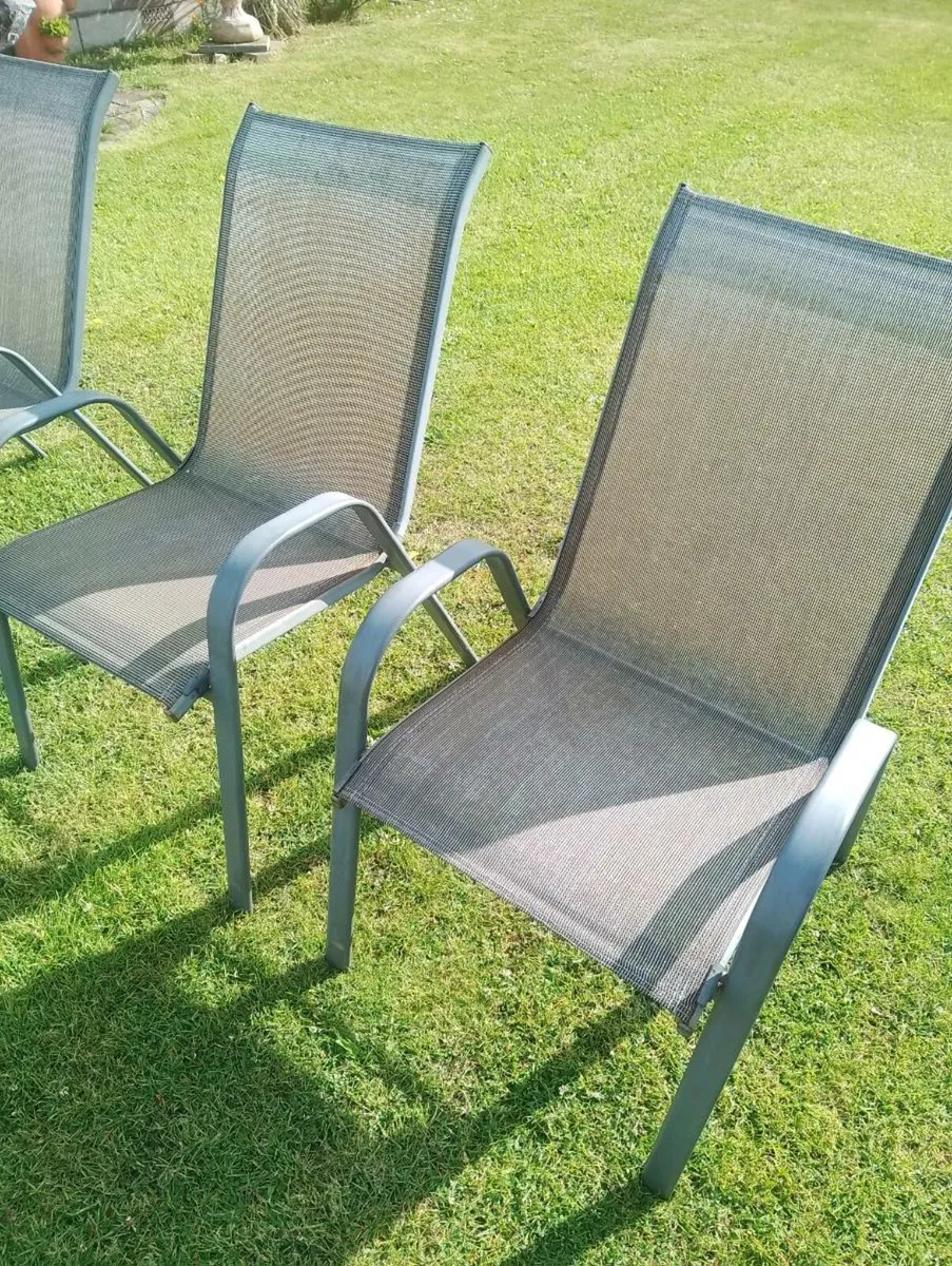 4 metal garden chairs - Image 2