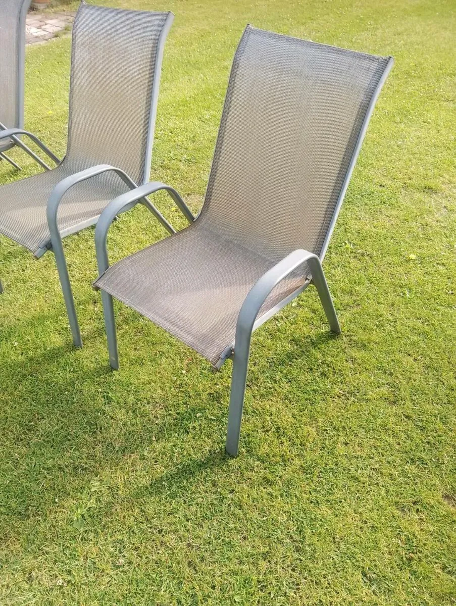 4 metal garden chairs - Image 3