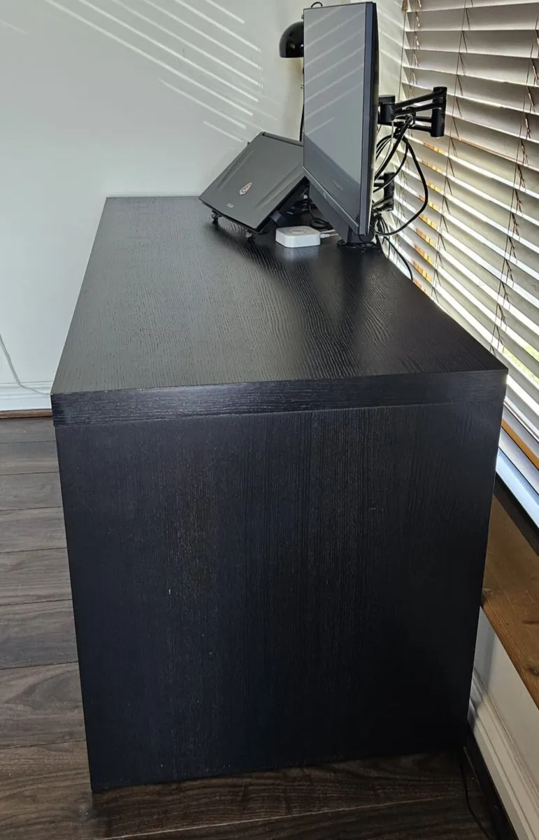 Ikea MALM desk 140x65x73 - Image 4