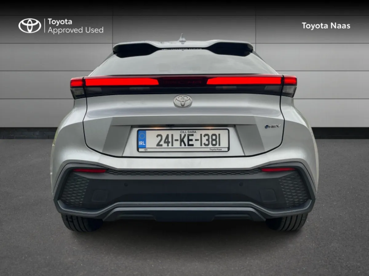 Toyota C-HR HYBRID SPORT - Image 4