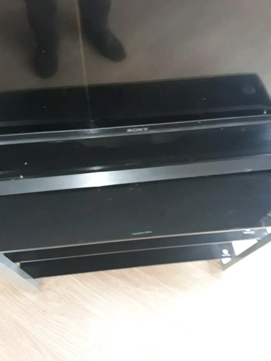 Sony 48 inch TV flat screen - Image 4