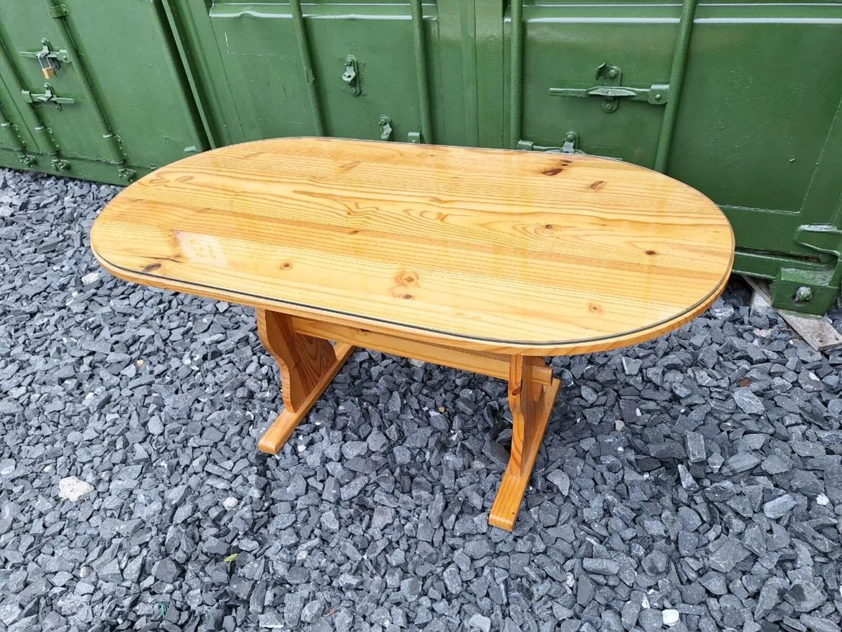 Pine kitchen table (DELIVERY) - Image 3