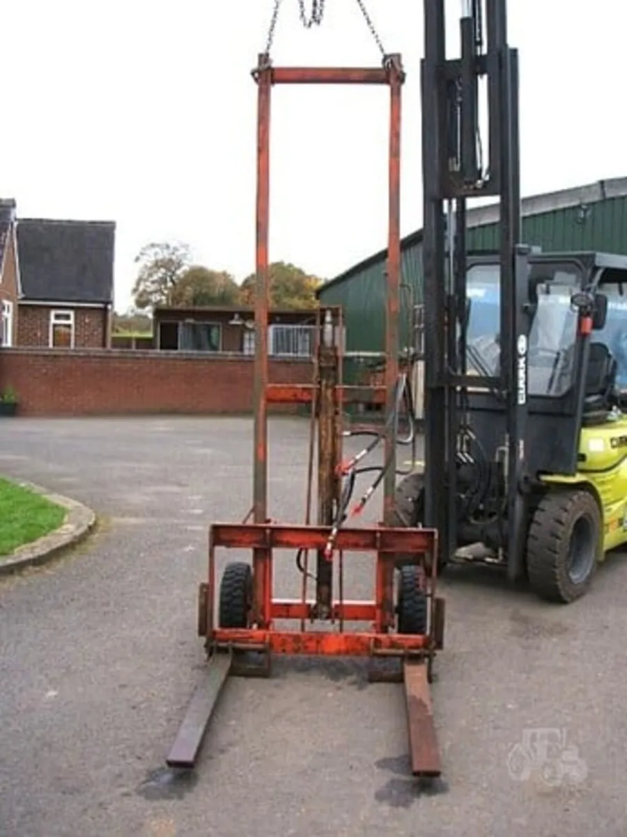 RIPVATOR FL1500 3PT MOUNTED FORKLIFT - Image 2