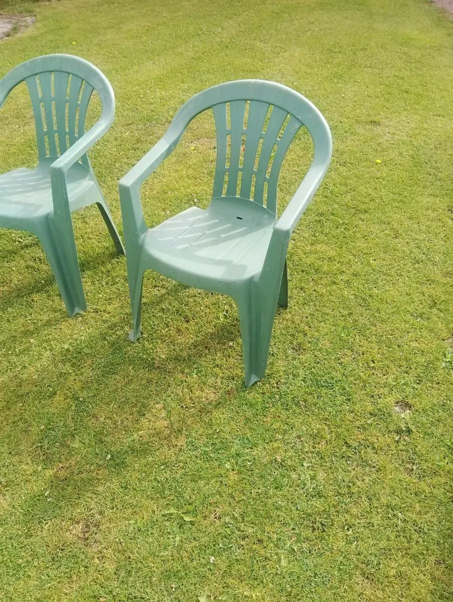3 garden chairs - Image 4