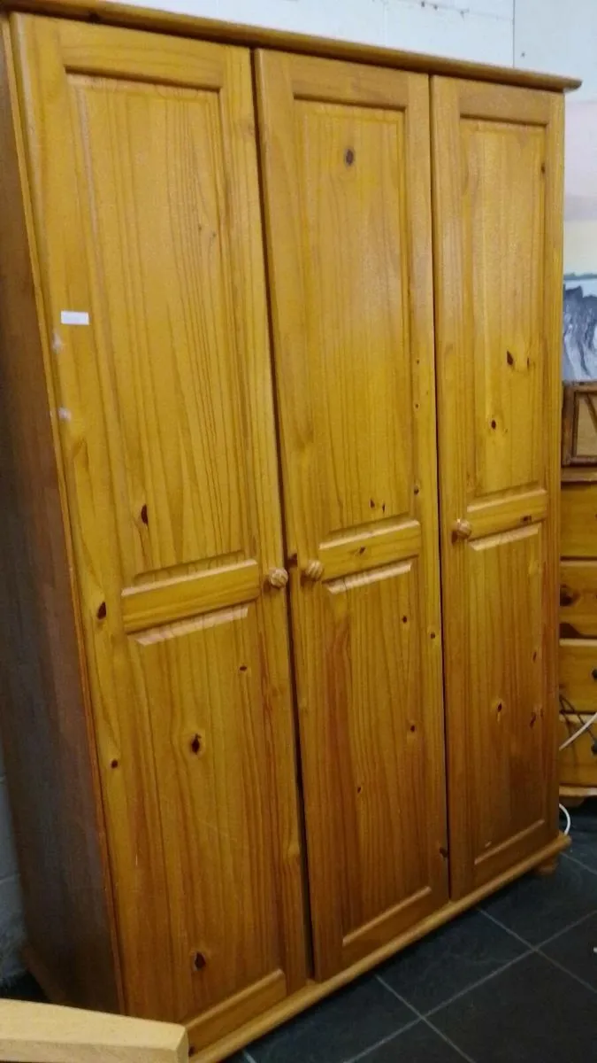 Modern Pine Treble Wardrobe - Image 1