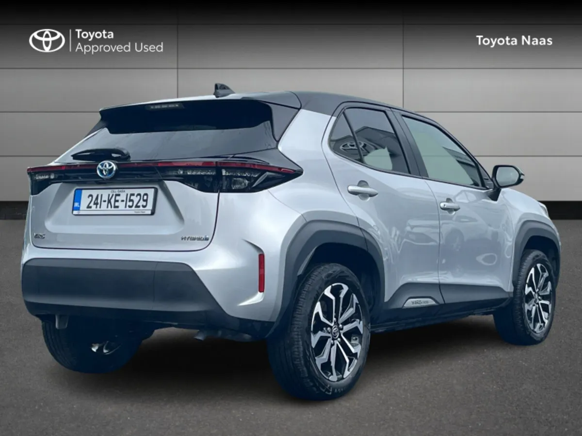 Toyota Yaris Cross YARIS CROSS LUNA SPORT - Image 2