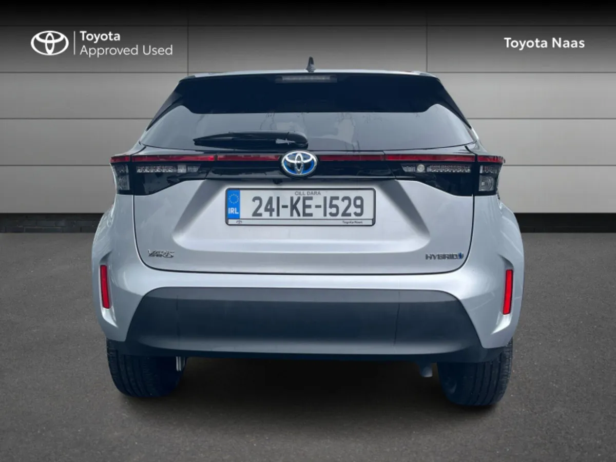 Toyota Yaris Cross YARIS CROSS LUNA SPORT - Image 4