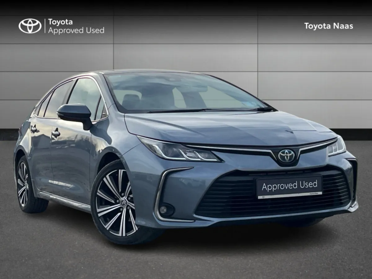 Toyota Corolla COROLLA SALOON SPORT - Image 1