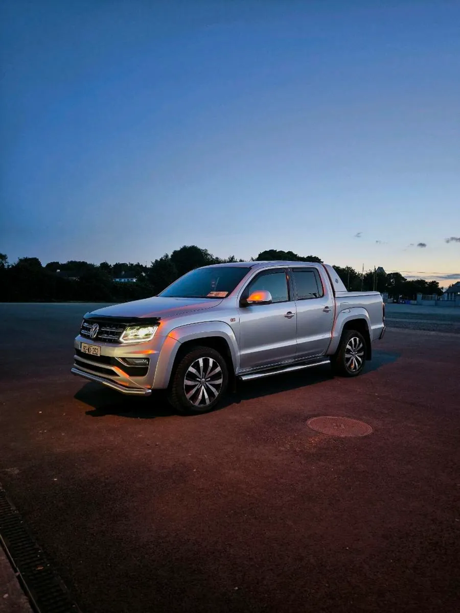 VW Aventura Amarok - Image 1