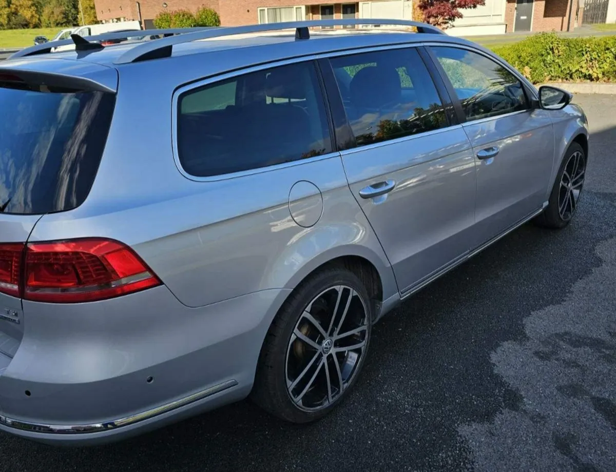 VW Passat TSI Estate - Image 2