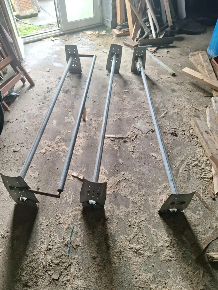 Roof bars for transit