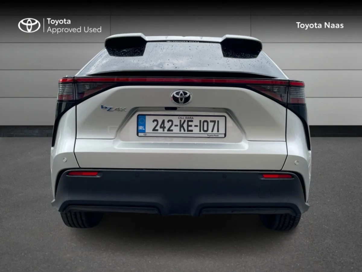 Toyota bZ4X SPORT FWD 11K - Image 4