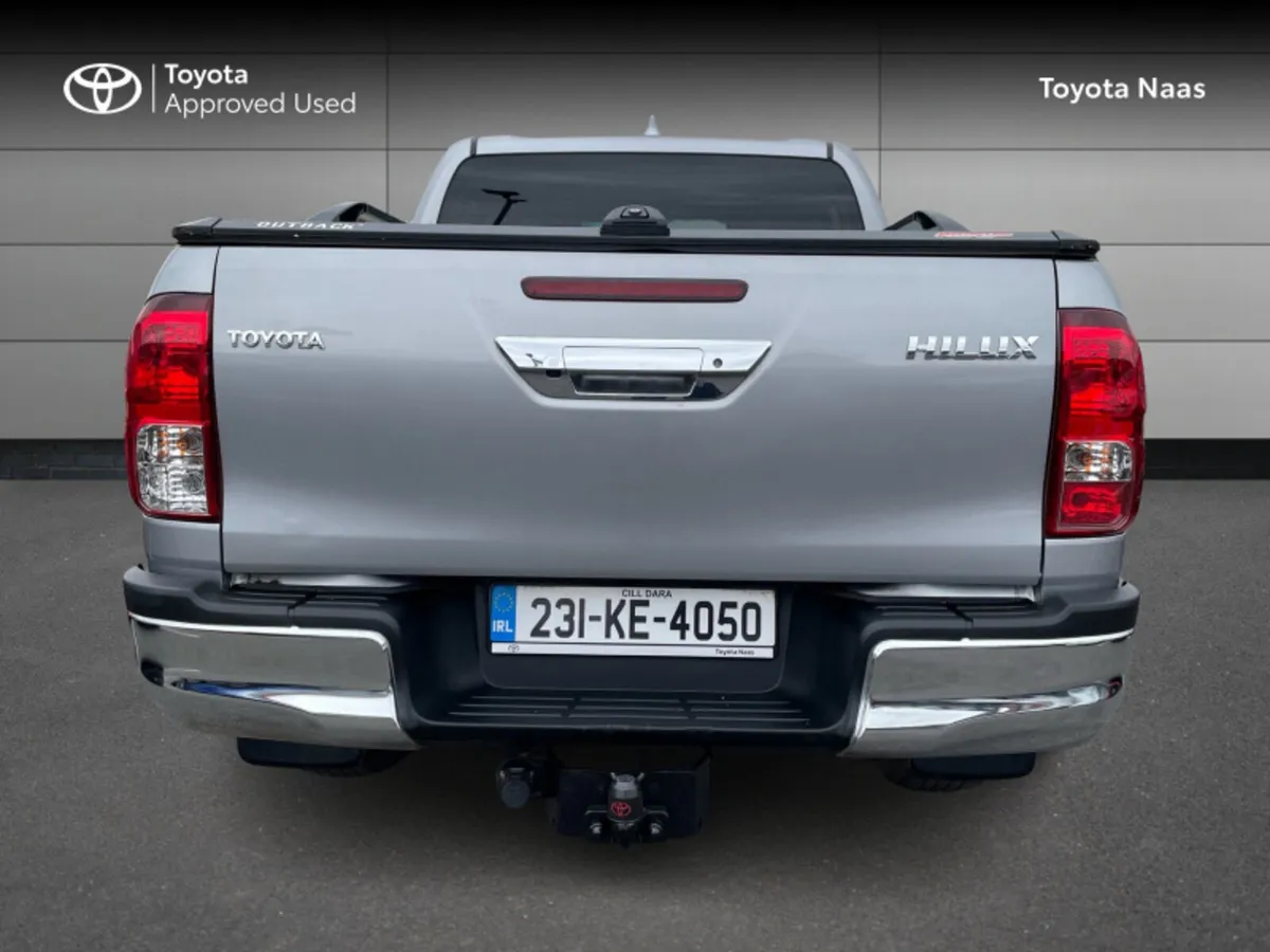Toyota Hilux HILUX 2.4 SR5 DOUBLE CAB - Image 4