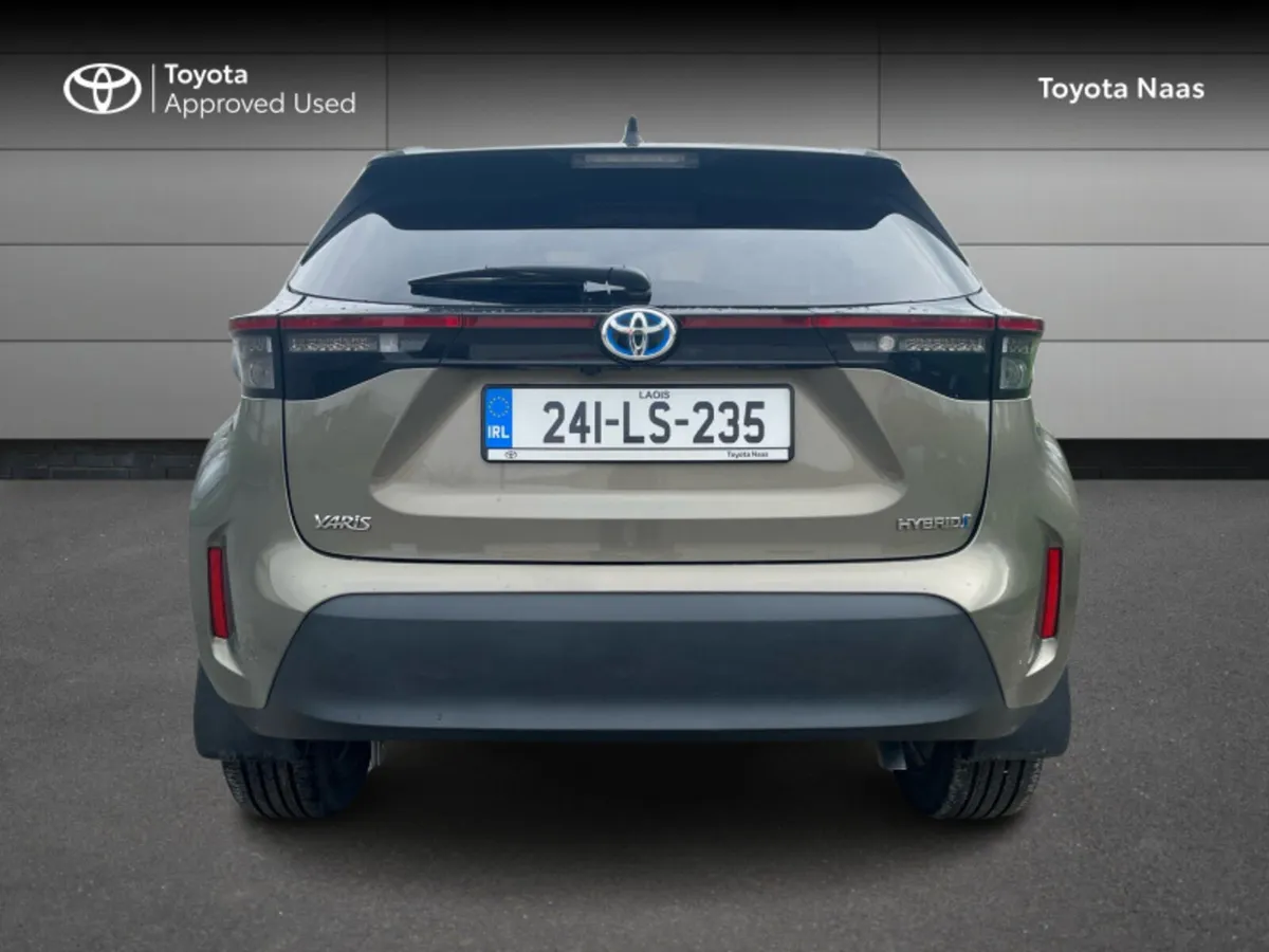 Toyota Yaris Cross YARIS CROSS LUNA SPORT - Image 4