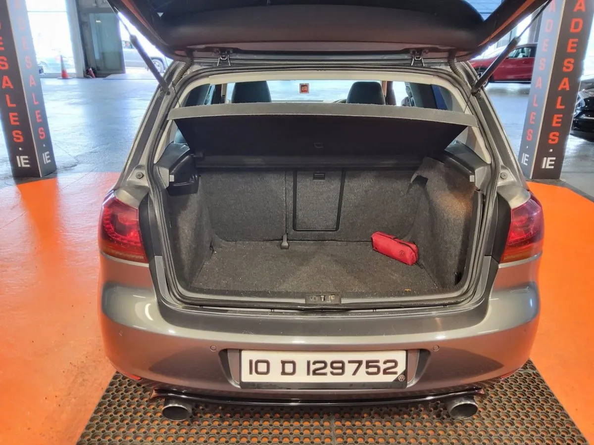 Volkswagen Golf 2.0 TDI 140BHP Highline Bluemotio - Image 4