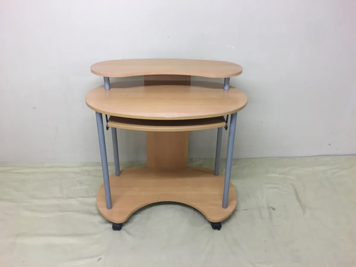 Computer Desk - Image 2