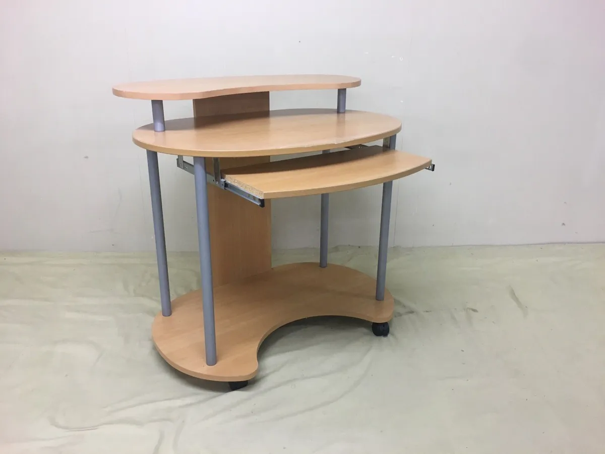 Computer Desk - Image 3