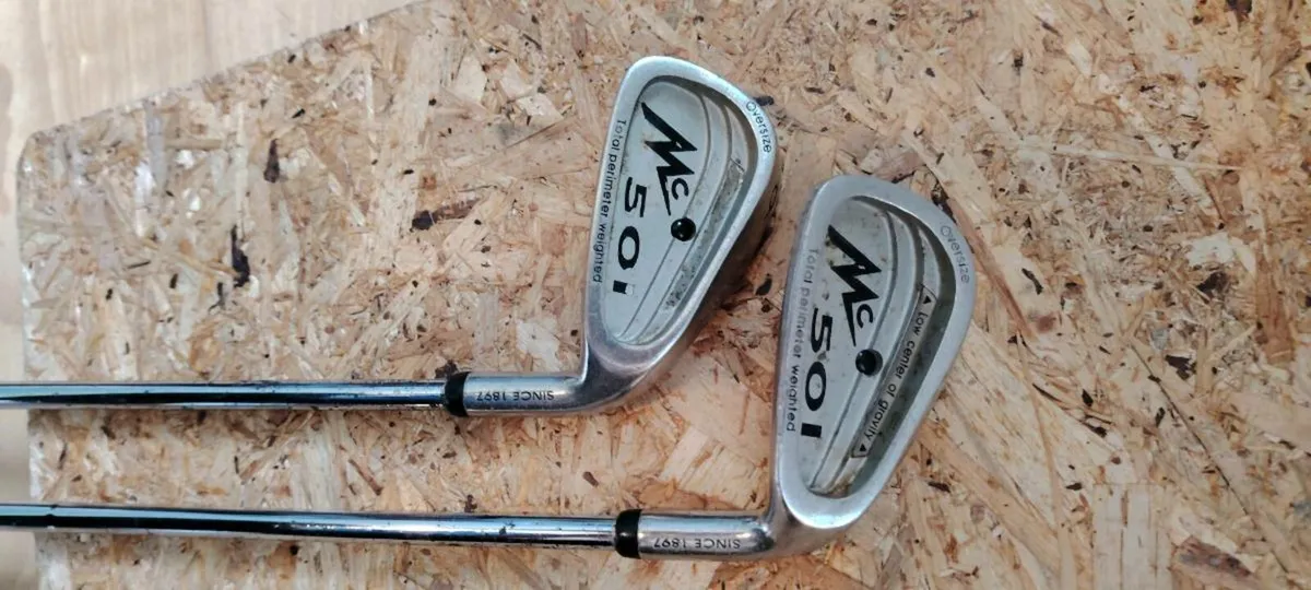 McGregor golf clubs 8 iron and 6 iron - Image 3