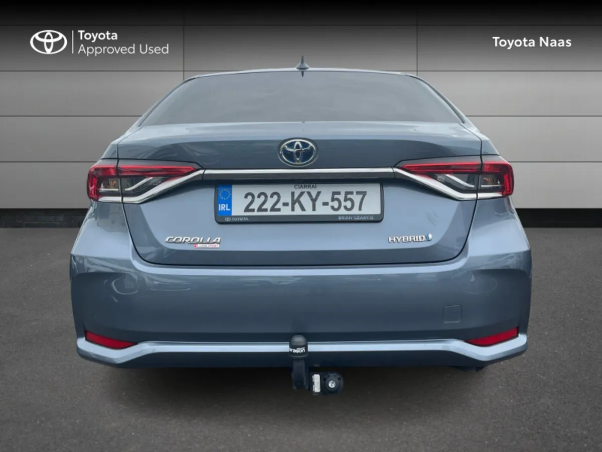 Toyota Corolla COROLLA HYBRID LUNA SPORT - Image 4