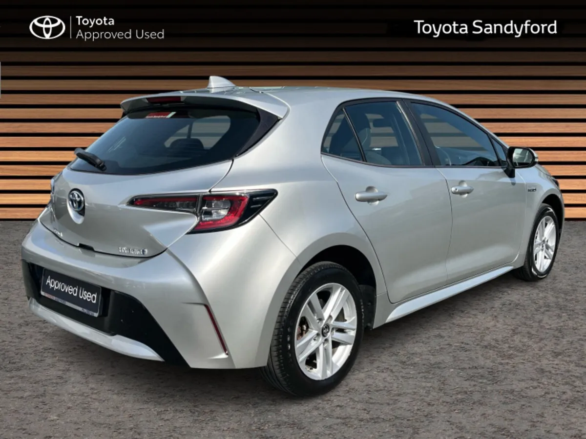 Toyota Corolla HYBRID LUNA HATCHBACK // REAR CAMER - Image 2