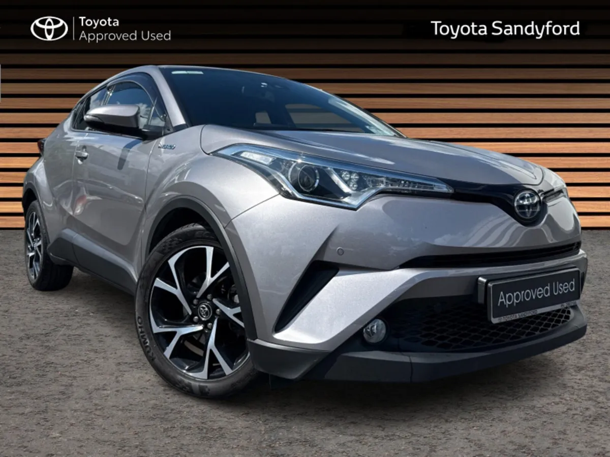 Toyota C-HR HYBRID SPORT // REAR CAMERA // BLUETOO - Image 1