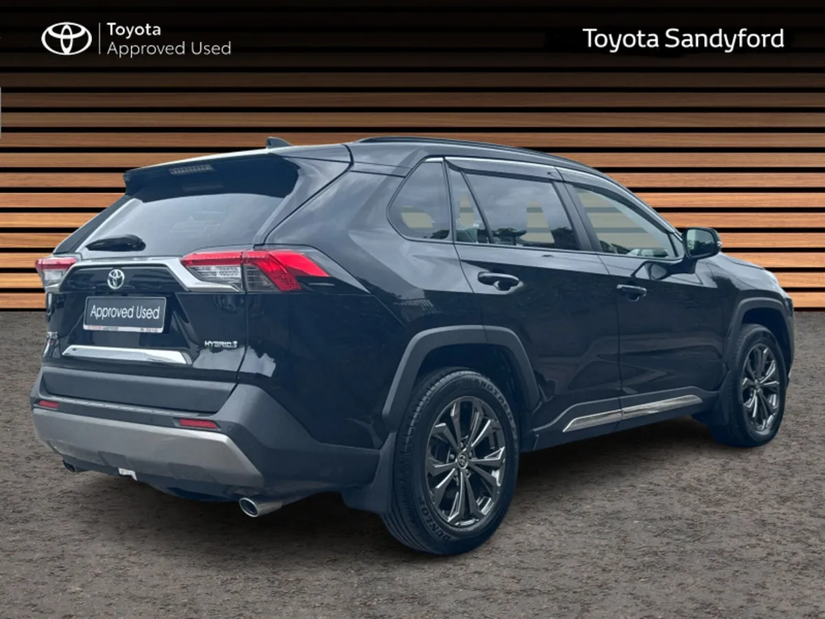 Toyota RAV4 HYBRID SOL AUTO PLUS EXTRAS // LEATHER - Image 2